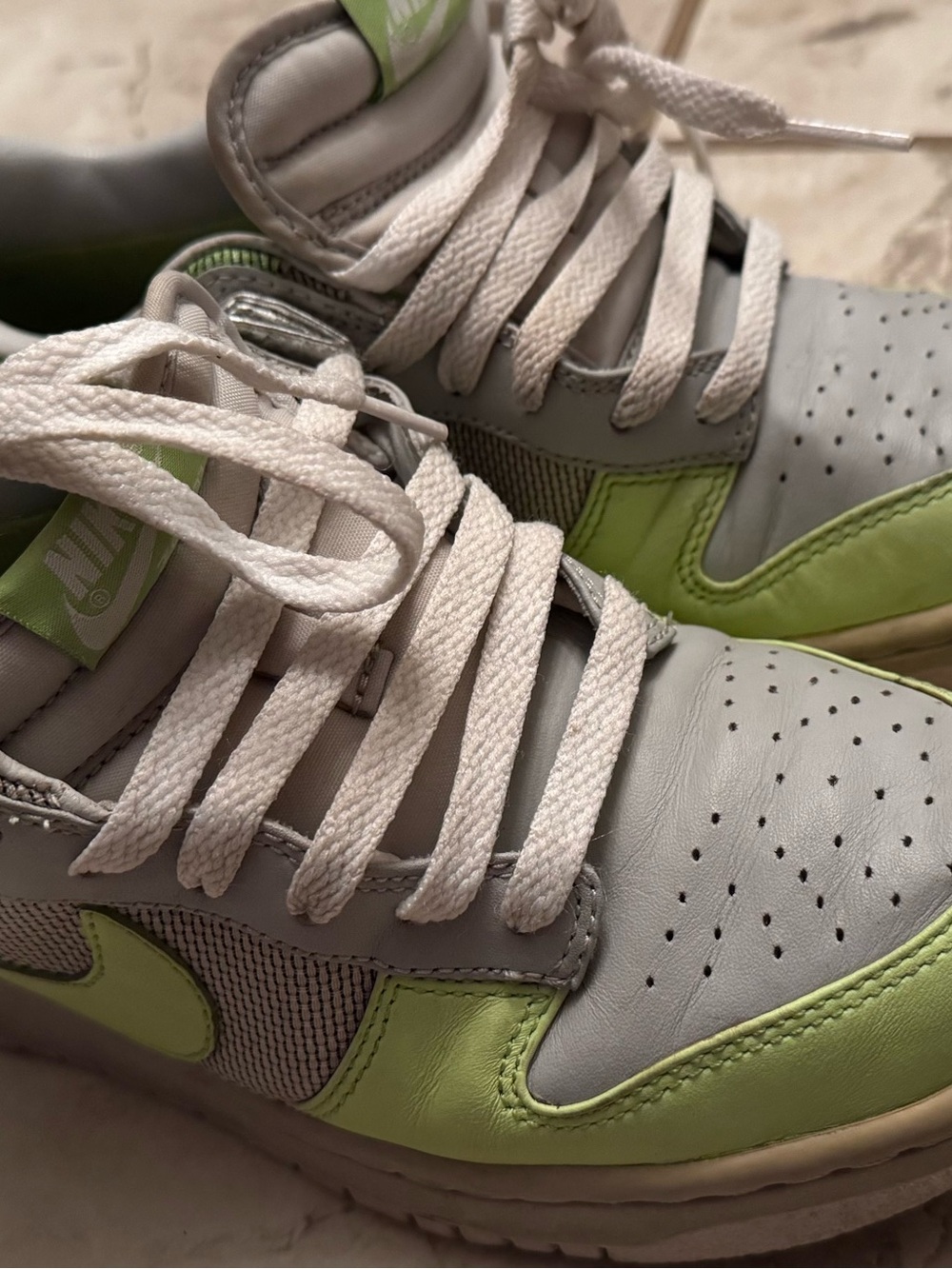 Nike Men’s Low-Top Sneakers in Light Gray and Lime Green